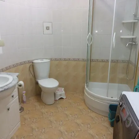 Torghova Str Апартаменти *